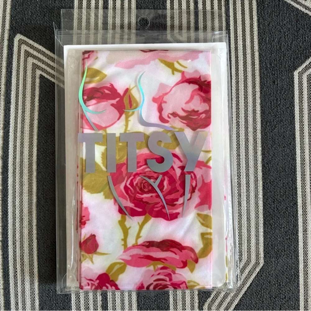 AKIRA Titsy Floral Rose Opaque Tights